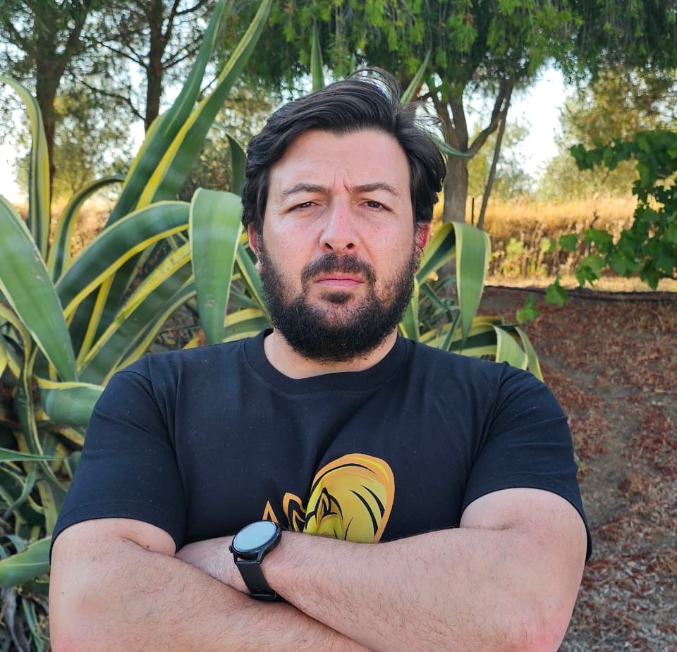 Nuro Ismael Chamucha